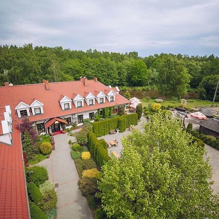 Hubertus Aparthotel & Restaurant & Horse Club Starogard Gdański Exterior foto